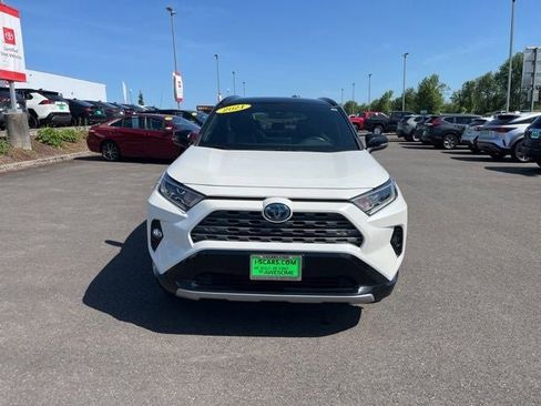 Used 2021 Toyota RAV4 XSE AWD/4WD image 2