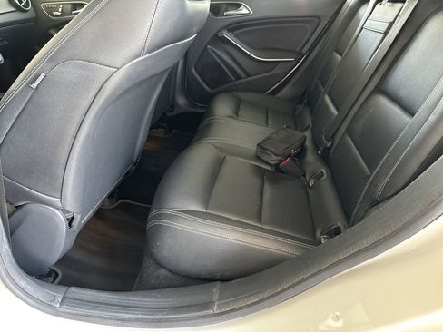 Used 2017 Mercedes-Benz CLA 250 image 28