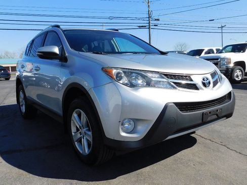 Used 2014 Toyota RAV4 XLE image 3