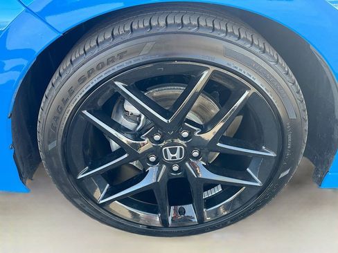 Used 2025 Honda Civic Sport image 29