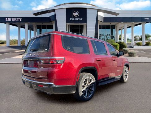 Used 2022 Jeep Wagoneer Series II w/ Premium Group I RWD image 4