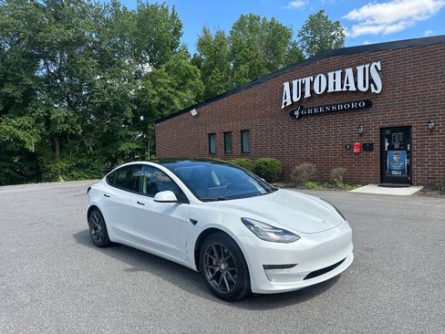 Used 2021 Tesla Model 3 Long Range AWD/4WD image 1