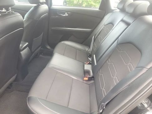 Certified 2023 Kia Forte GT-Line FWD image 18