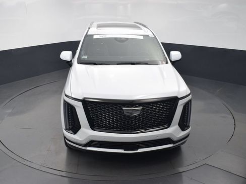 Certified 2026 Cadillac Escalade Platinum Sport w/ LPO, ONYX Package AWD/4WD image 44