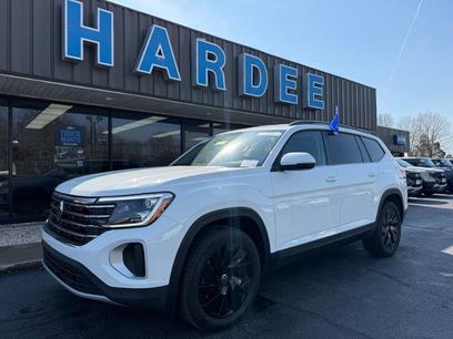 Used 2025 Volkswagen Atlas SE