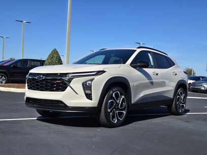 New 2026 Chevrolet Trax RS w/ Sunroof Package