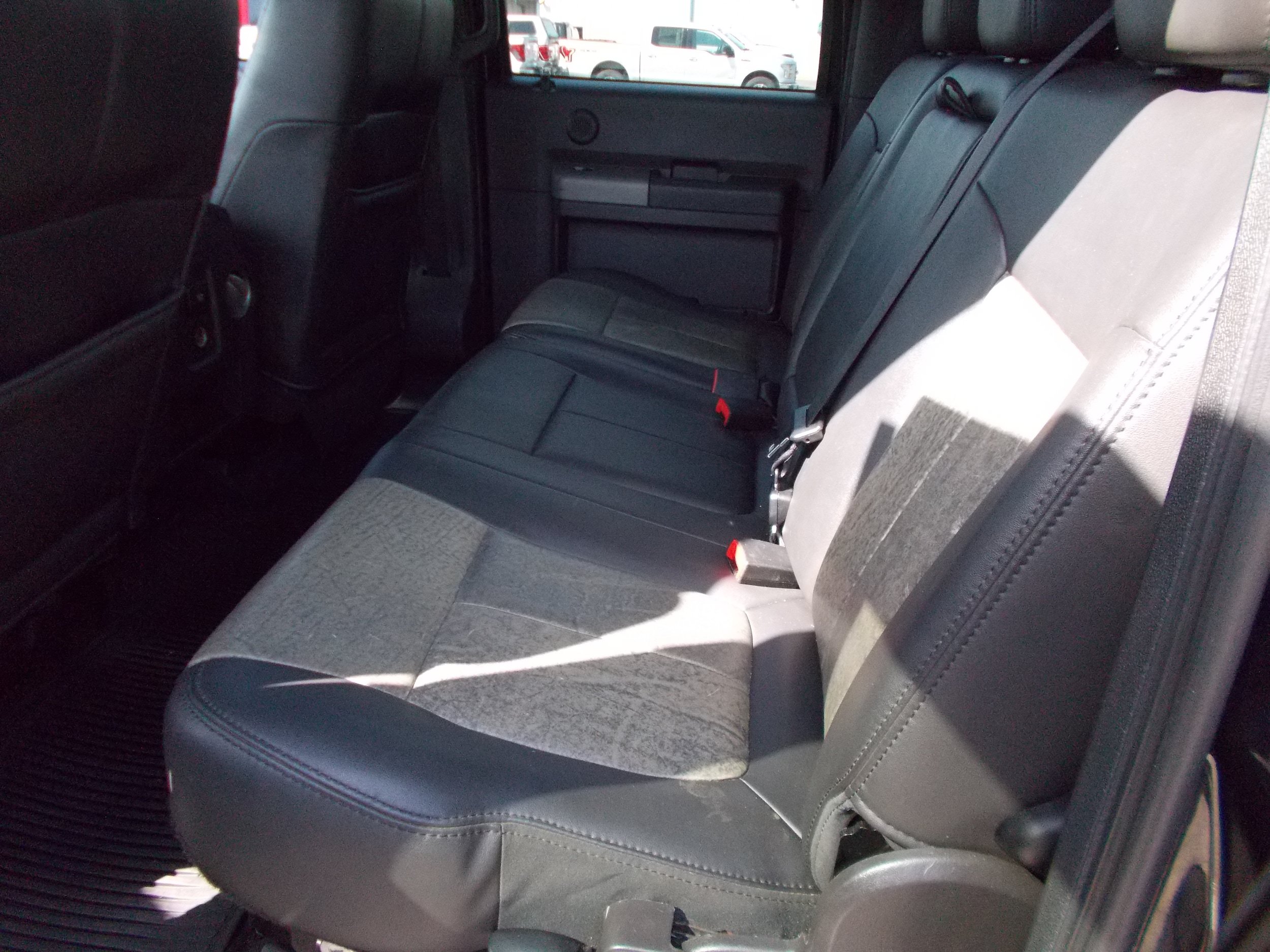 Used 2011 Ford F450 Lariat w/ Lariat Ultimate Pkg AWD/4WD image 5