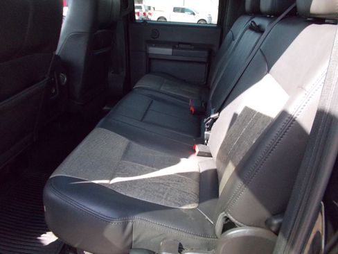 Used 2011 Ford F450 Lariat w/ Lariat Ultimate Pkg AWD/4WD image 5