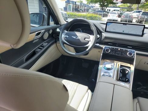 Used 2024 Genesis GV80 2.5T w/ Advanced Package AWD/4WD image 23