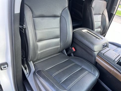 Used 2020 GMC Yukon Denali w/ Open Road Package AWD/4WD image 29