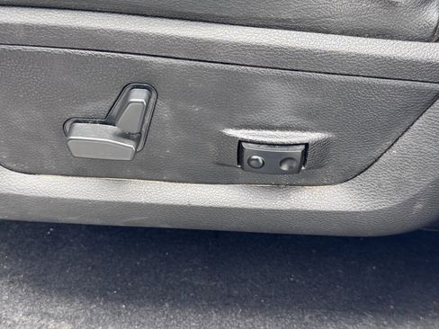 Used 2021 RAM 1500 Classic Warlock image 24