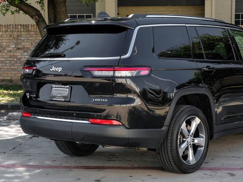 Used 2022 Jeep Grand Cherokee L Limited image 18