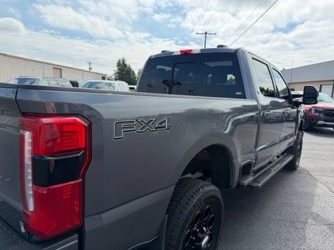 Used 2024 Ford F250 Lariat w/ Lariat Ultimate Package AWD/4WD image 12