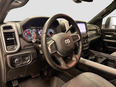 Used 2024 RAM 3500 Big Horn w/ Bed Utility Group image 9