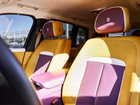 Used 2025 Rolls-Royce Cullinan Base image 49