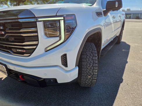 Used 2024 GMC Sierra 1500 AT4 w/ AT4 Premium Package AWD/4WD image 31