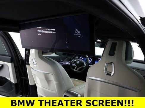 Used 2024 BMW 760i xDrive w/ Executive Package AWD/4WD image 8