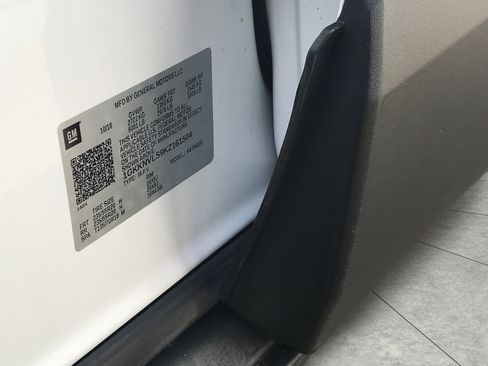 Certified 2019 GMC Acadia SLT AWD/4WD image 25