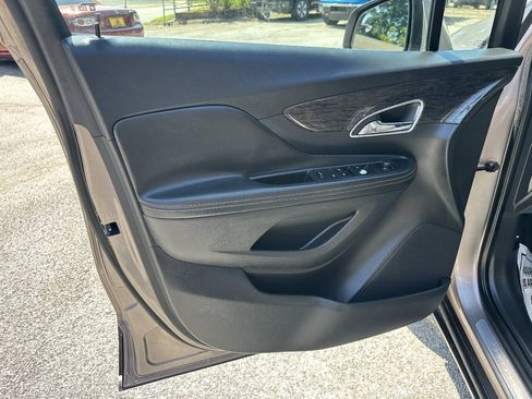 Used 2014 Buick Encore FWD image 11