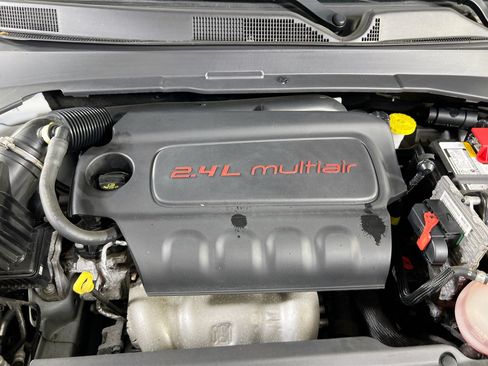 Used 2022 Jeep Compass Latitude AWD/4WD image 27
