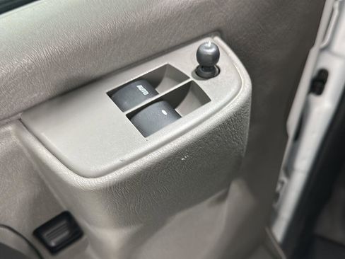 Used 2023 GMC Savana 2500 w/ Driver Convenience Package image 16