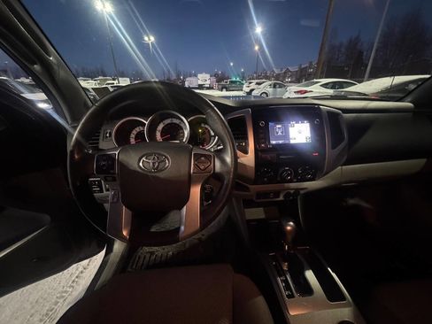 Used 2015 Toyota Tacoma PreRunner image 11