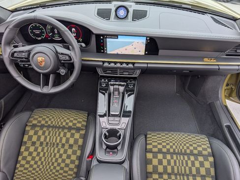 Used 2026 Porsche 911 Carrera GTS image 6