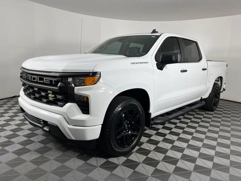 Used 2023 Chevrolet Silverado 1500 Custom RWD image 6