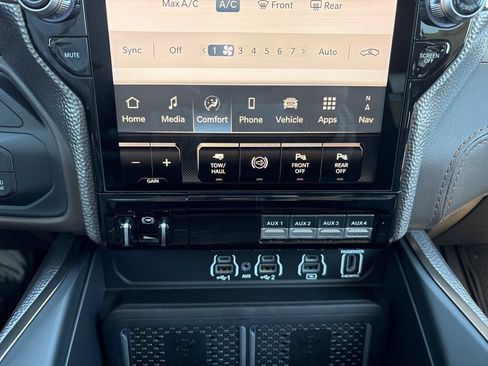 New 2026 RAM 3500 Longhorn AWD/4WD image 27