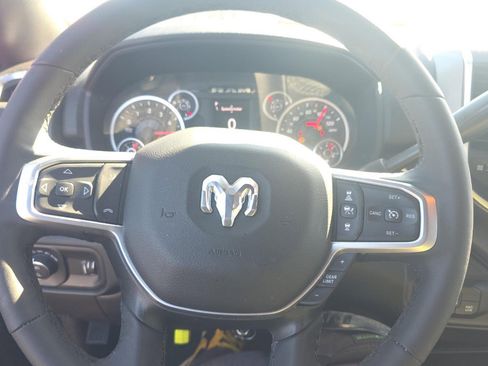 Used 2025 RAM 2500 Big Horn AWD/4WD image 8