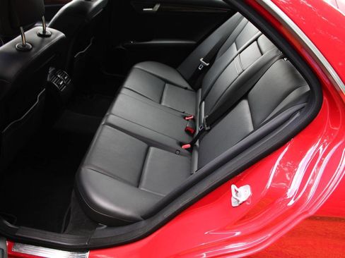 Used 2014 Mercedes-Benz C 300 4MATIC Sedan image 27