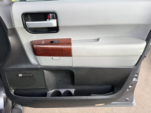 Used 2014 Toyota Sequoia Platinum w/ Preferred Accessory Package image 24