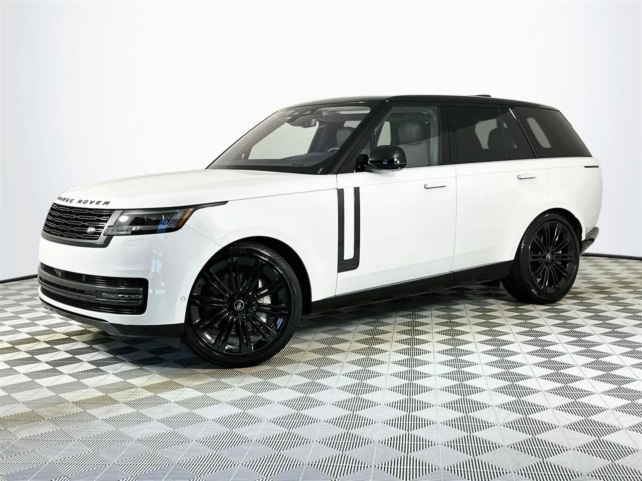 Used 2023 Land Rover Range Rover SE AWD/4WD image 1
