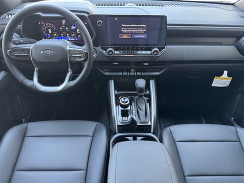 New 2026 Chevrolet Colorado Trail Boss w/ Midnight Edition AWD/4WD image 17