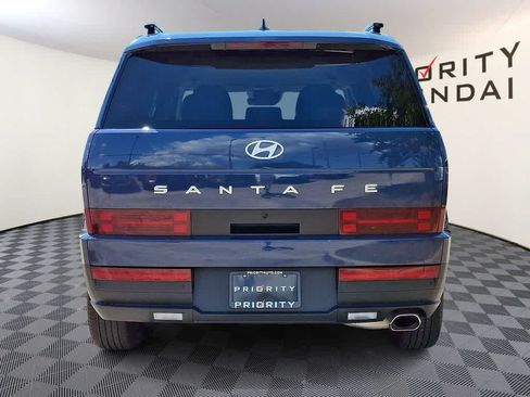 Used 2025 Hyundai Santa Fe SEL FWD image 5