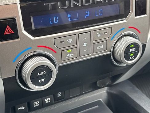 Used 2020 Toyota Tundra SR5 image 28