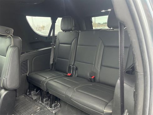Used 2021 GMC Yukon XL SLT w/ SLT Premium Package image 55