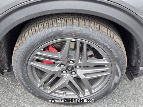 New 2026 Ford Explorer ST-Line w/ ST-Line Street Pack RWD image 14