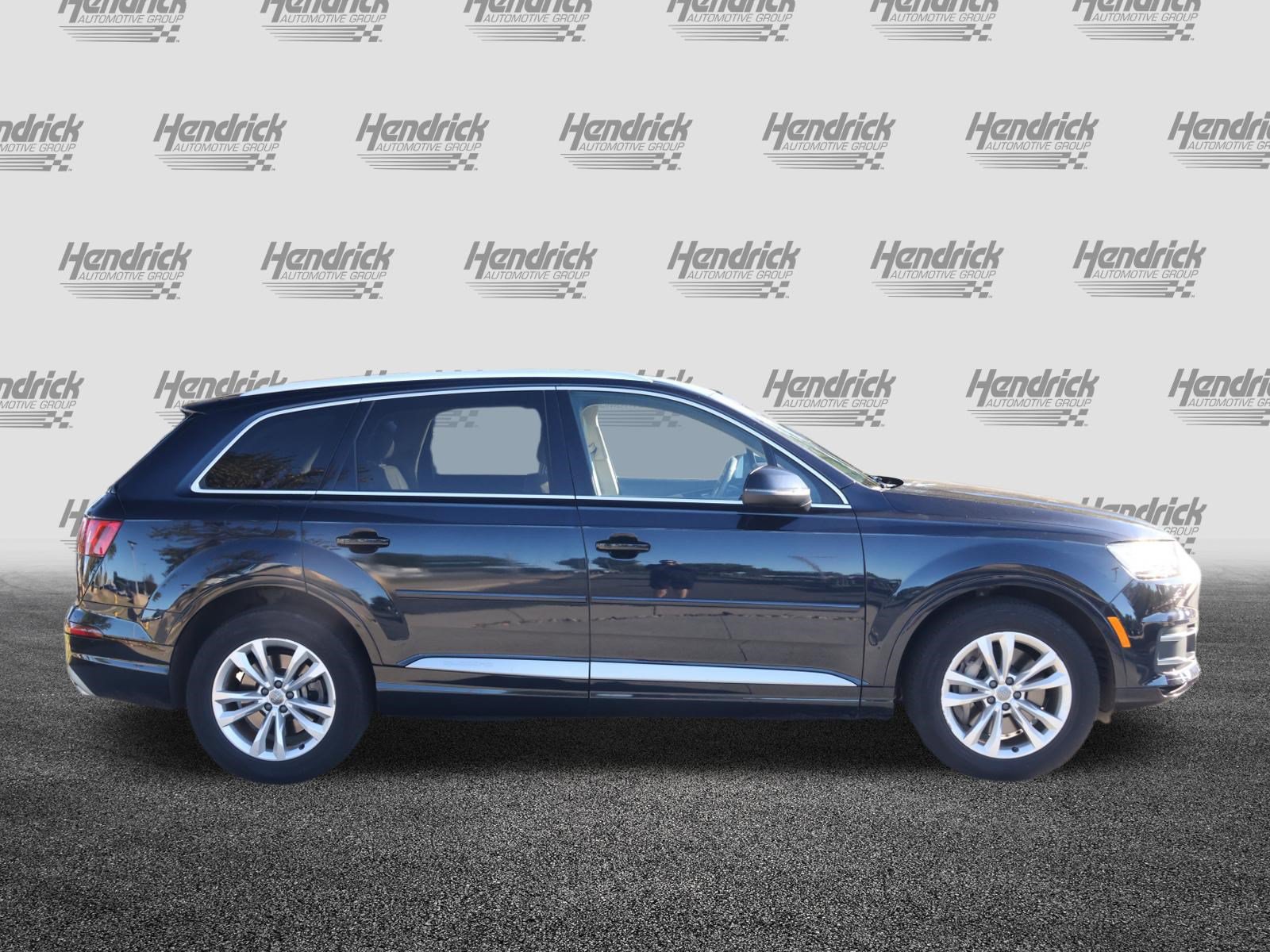 Used 2018 Audi Q7 3.0T Premium Plus AWD/4WD image 10