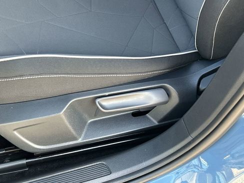 Used 2025 Volkswagen Jetta Sport FWD image 17