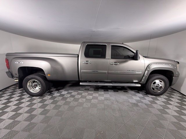 Used 2013 GMC Sierra 3500 Denali AWD/4WD image 9