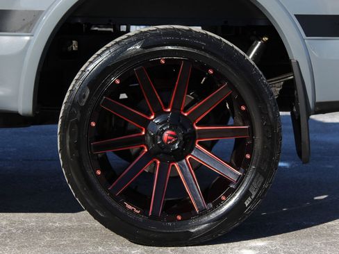 Used 2019 Ford F150 XLT w/ Equipment Group 302A Luxury image 23