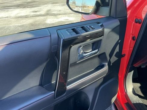Used 2024 Toyota 4Runner TRD Off-Road Premium image 13