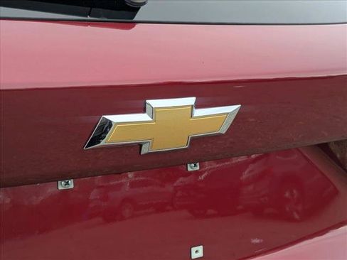 Used 2025 Chevrolet Trax LT image 29
