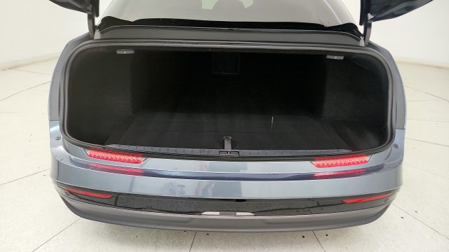 Used 2024 Lucid Air Pure RWD image 28