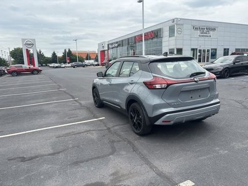 Certified 2023 Nissan Kicks SR FWD image 7