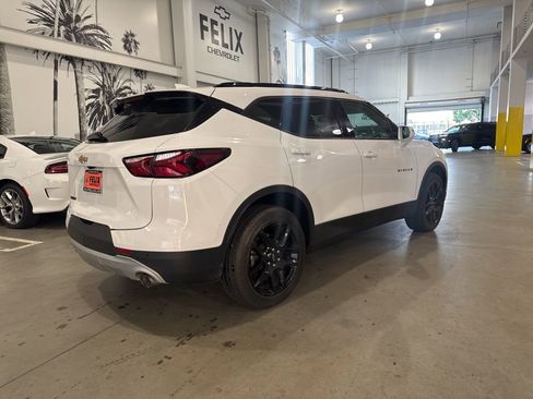 Used 2019 Chevrolet Blazer LT image 4
