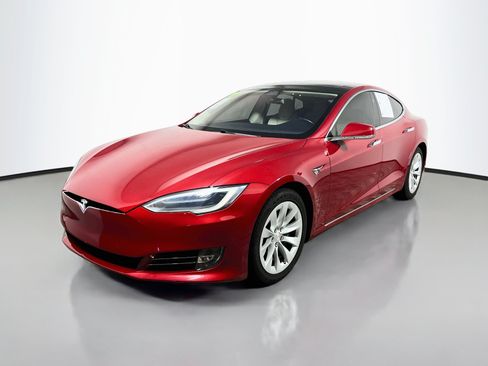 Used 2018 Tesla Model S 75D AWD/4WD image 10