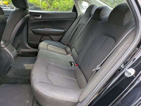 Used 2020 Kia Optima LX FWD image 12