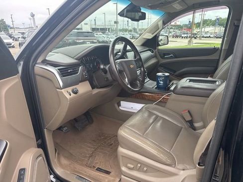 Used 2018 Chevrolet Tahoe Premier RWD image 13